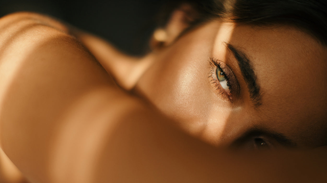 Model in der Sonne