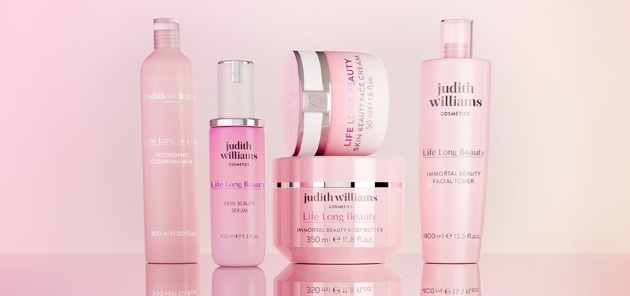 Ausgewählte Produkte der Life Long Beauty Linie von Judith Williams Cosmetics.