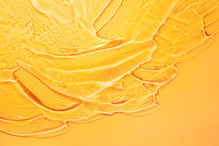 Textur von einem Pflegeprodukt aus Vitamin C.