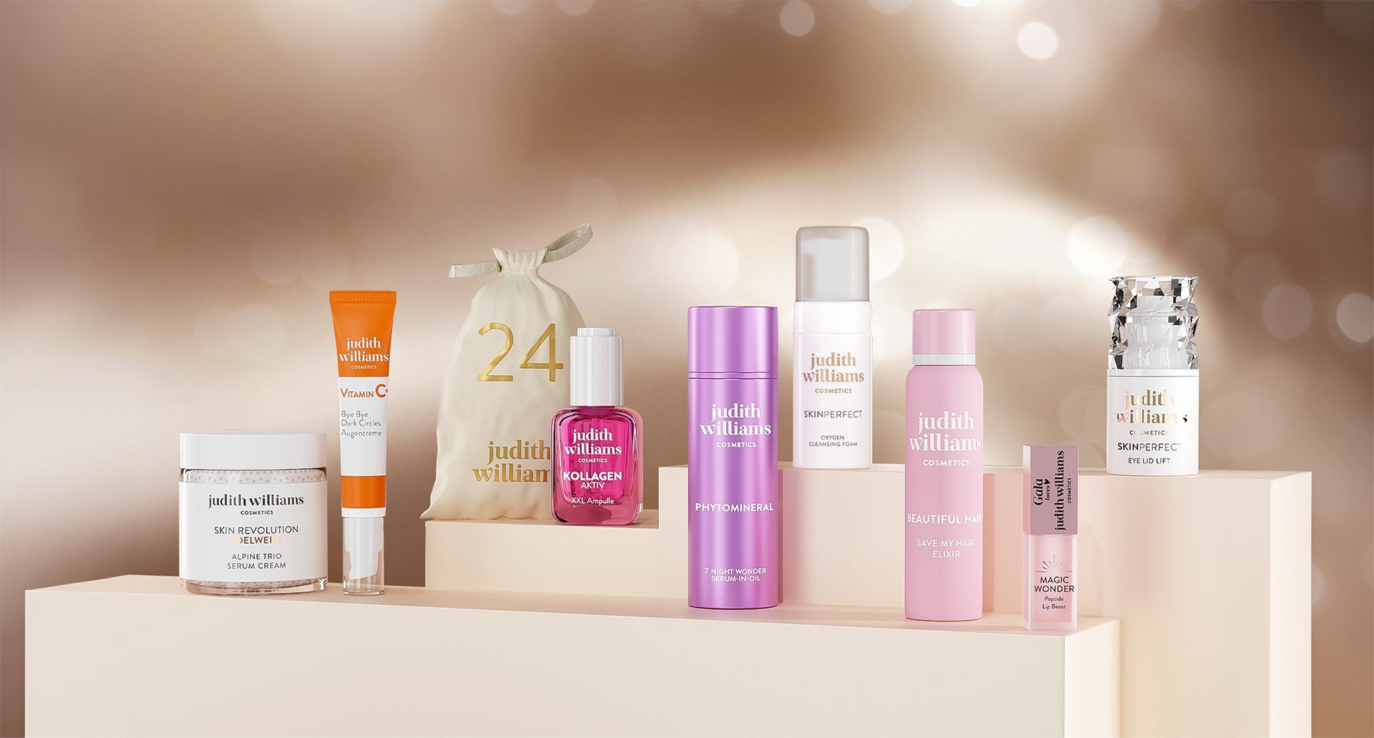 Produkte aus dem Judith Williams Cosmetics Adventskalender mit einem Adventskalender Säckchen.