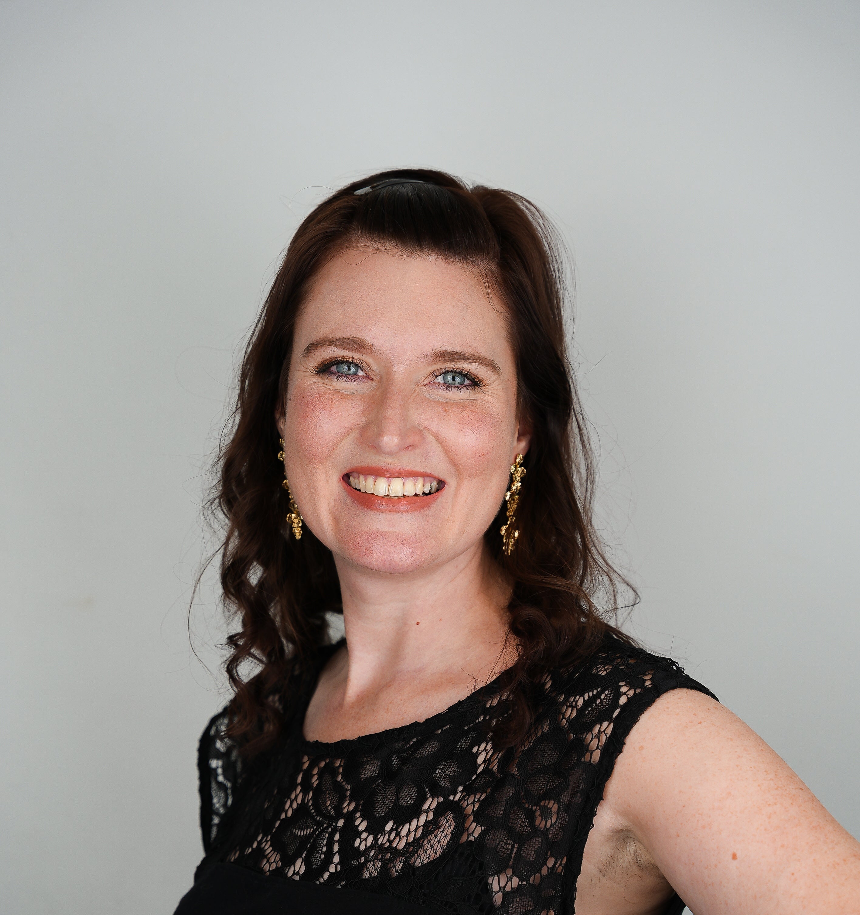 Yvonne, Customer Service Mitarbeiterin von Judith Williams Cosmetics.