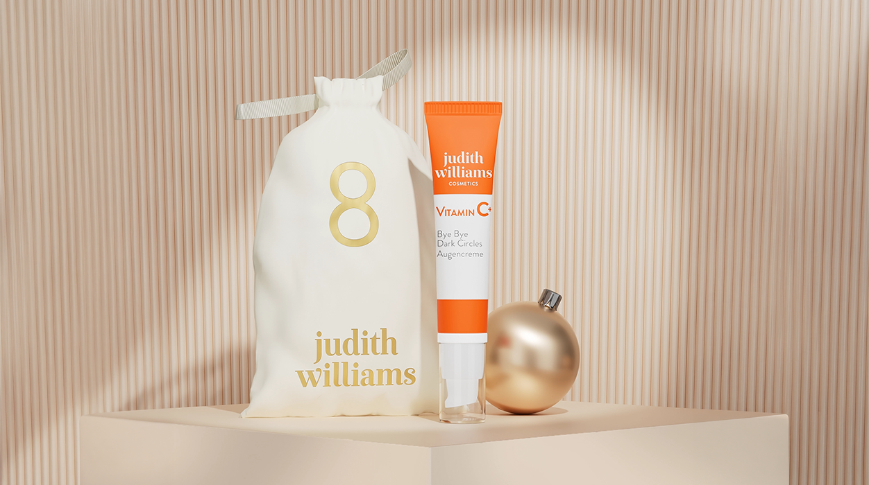 Vitamin C+ Augencreme mit einem Adventskalendersäckchen.