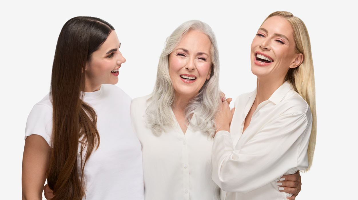 Models aus verschiedenen Altersgruppen geschminkt mit den Magic Wonder Produkten
