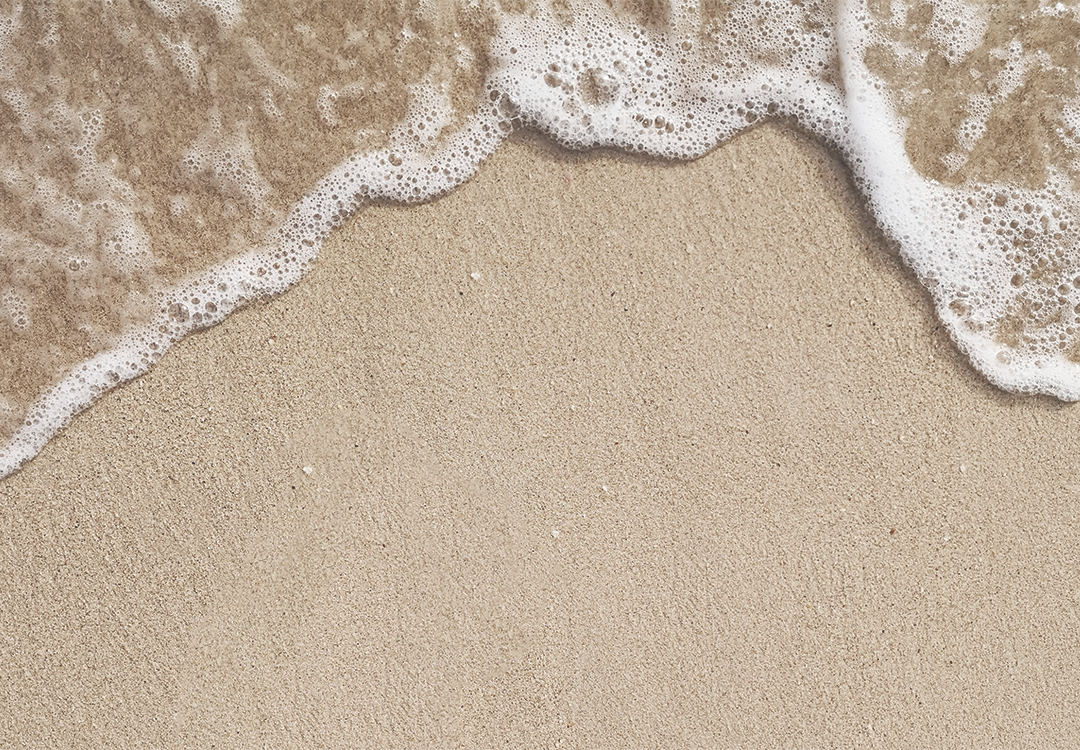 Strand mit Meer.