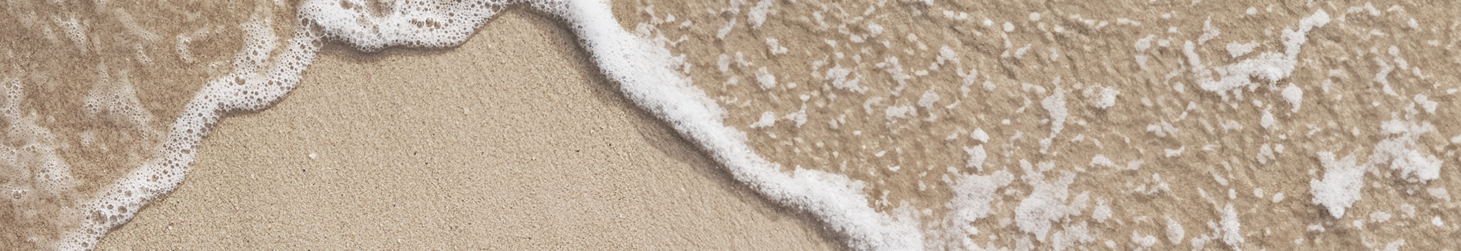 Strand mit Meer.